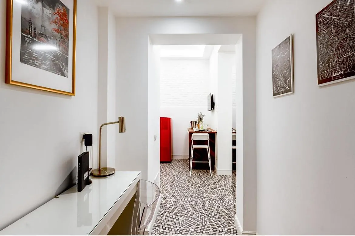 Royal Suite In Milan Apartment
